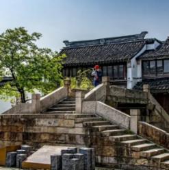 搜答问-什么是“画饼式人生”?你觉得人生应该不停地被画饼吗?